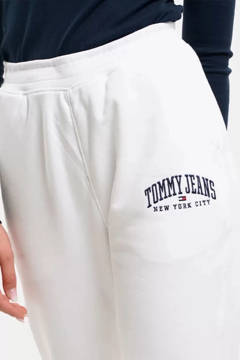 Tommy Jeans TJW RLX VARSITY SWEATPANT Kadın Beyaz Eşofman Altı DW0DW18744YBR