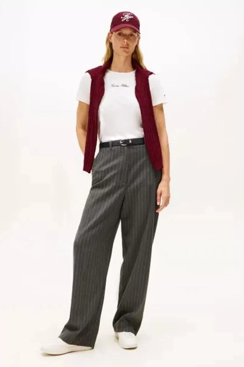 Tommy Hilfiger Klasik Yazı Baskılı Normal Kesim Kısa Kollu Kadın T-shirt WW0WW47460YBL