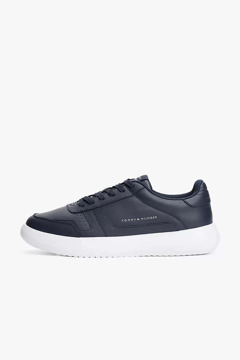 Tommy Hilfiger Modern Hafif Tabanlı Deri Erkek Sneaker FM0FM05529DW5