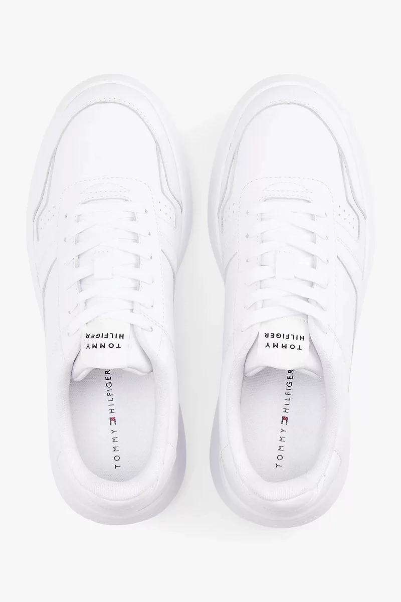 Tommy Hilfiger Modern Hafif Tabanlı Deri Erkek Sneaker FM0FM05529YBS