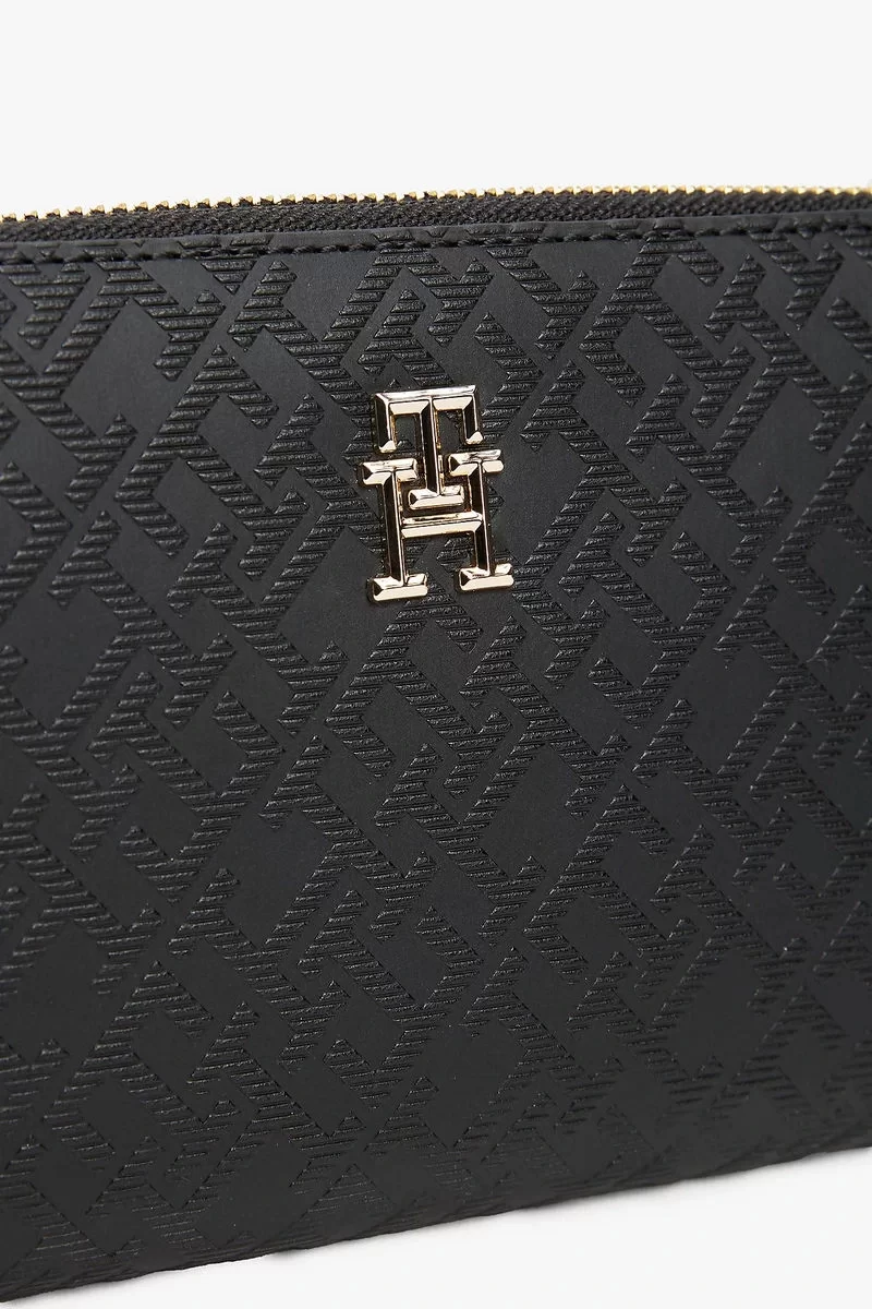 Tommy Hilfiger TH DISTINCT LRG ZA MONO Kadın  Cüzdan AW0AW17258BDS