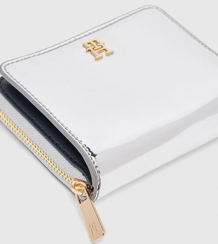 Tommy Hilfiger Orta Boy Fermuarlı Metalik Kapaklı Kadın Gri Cüzdan AW0AW18037PE6