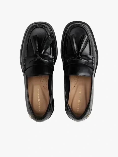 Tommy Hilfiger Püsküllü Köşeli Burun Deri Kadın Siyah  Loafer FW0FW08749BDS