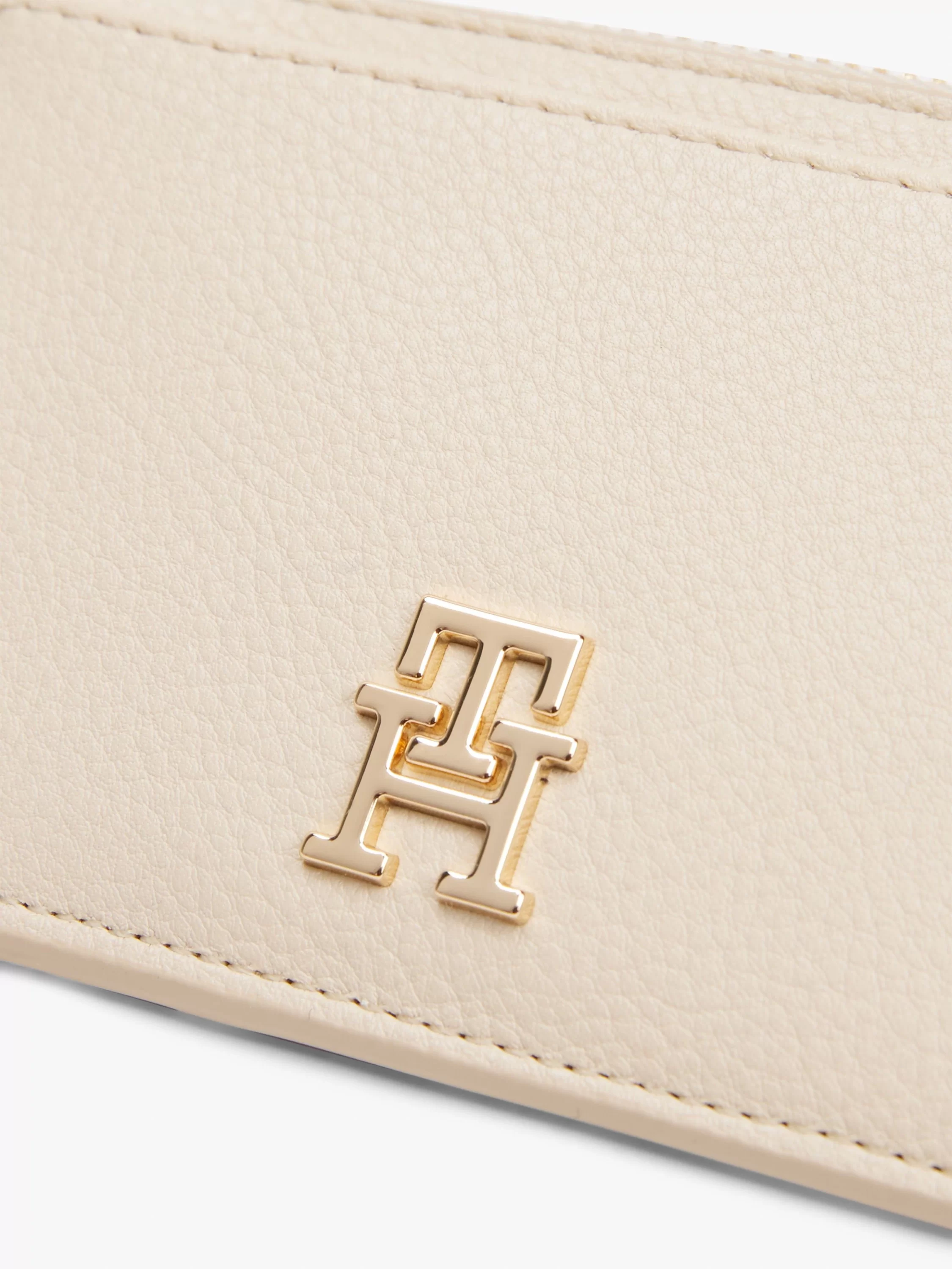 Tommy Hilfiger TH DISTINCT LONG CC HOLDER Kadın Bej Kartlık AW0AW17481ACI