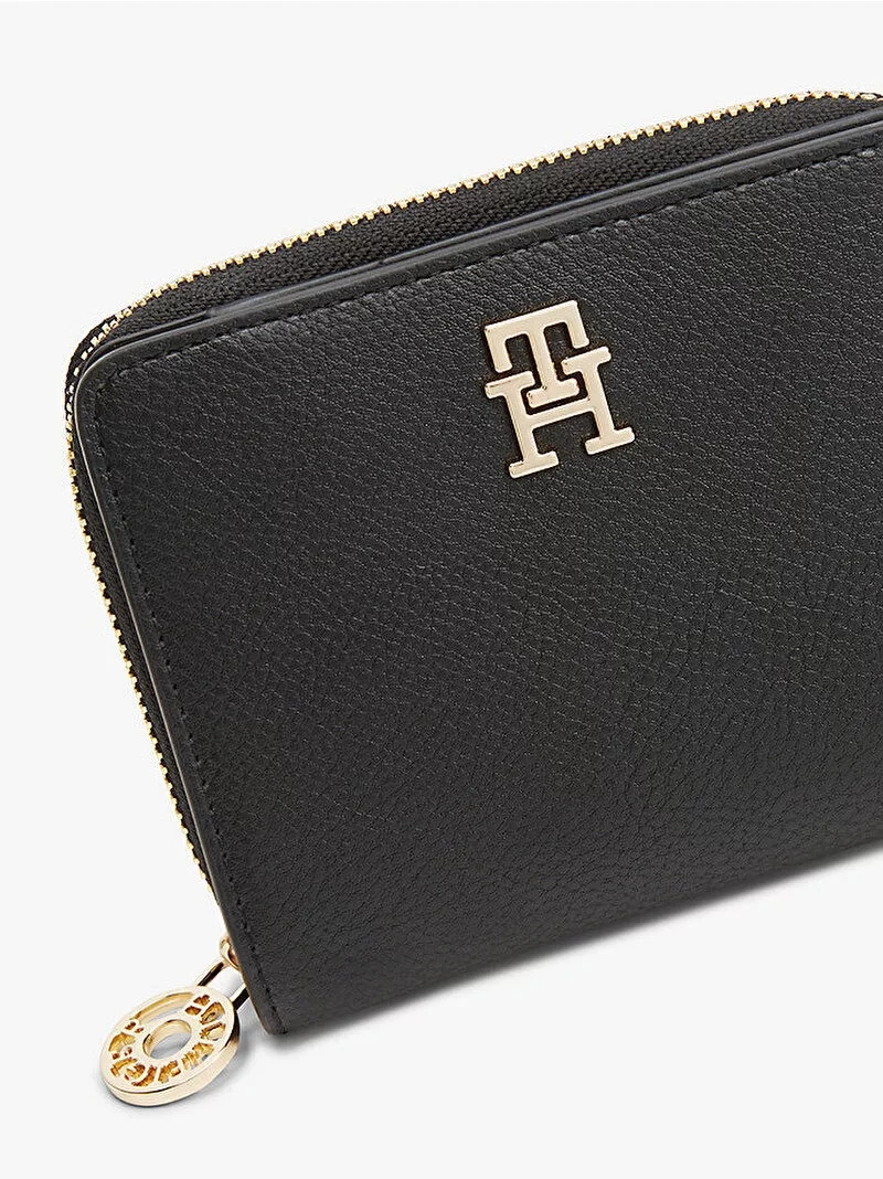 Tommy Hilfiger TH DISTINCT MED ZA Kadın Siyah Cüzdan AW0AW17473BDS