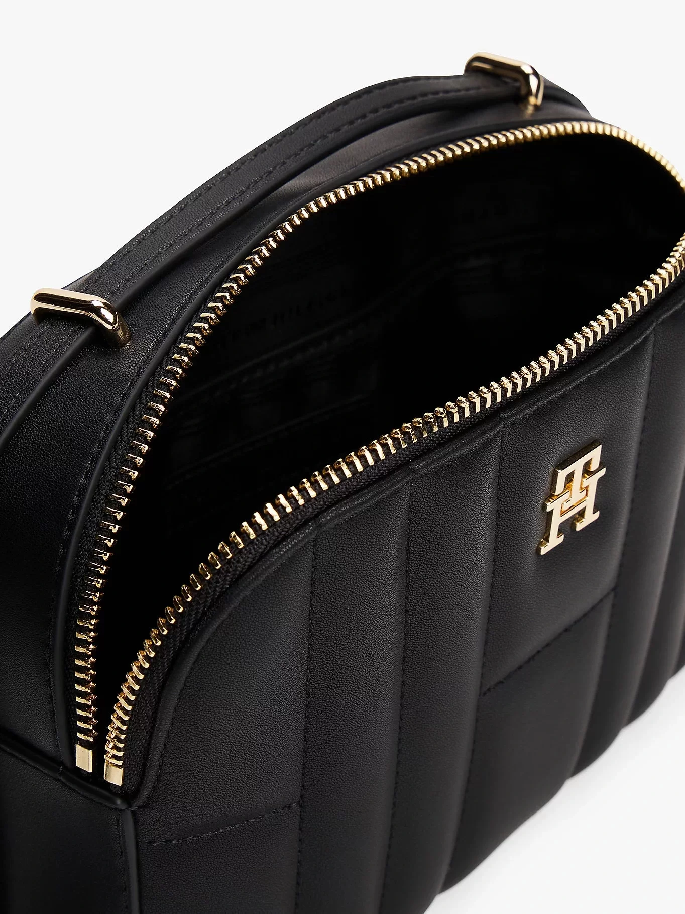 Tommy Hilfiger TH FEMININE CONV CAMERA BAG Kadın Siyah Çanta AW0AW17453BDS
