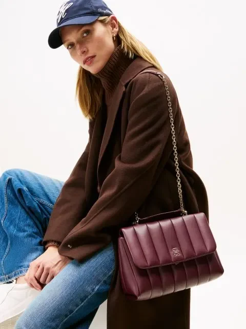 Tommy Hilfiger TH Grace Orta Boy Çapraz Askılı Kadın Mor Çanta AW0AW17669VLP