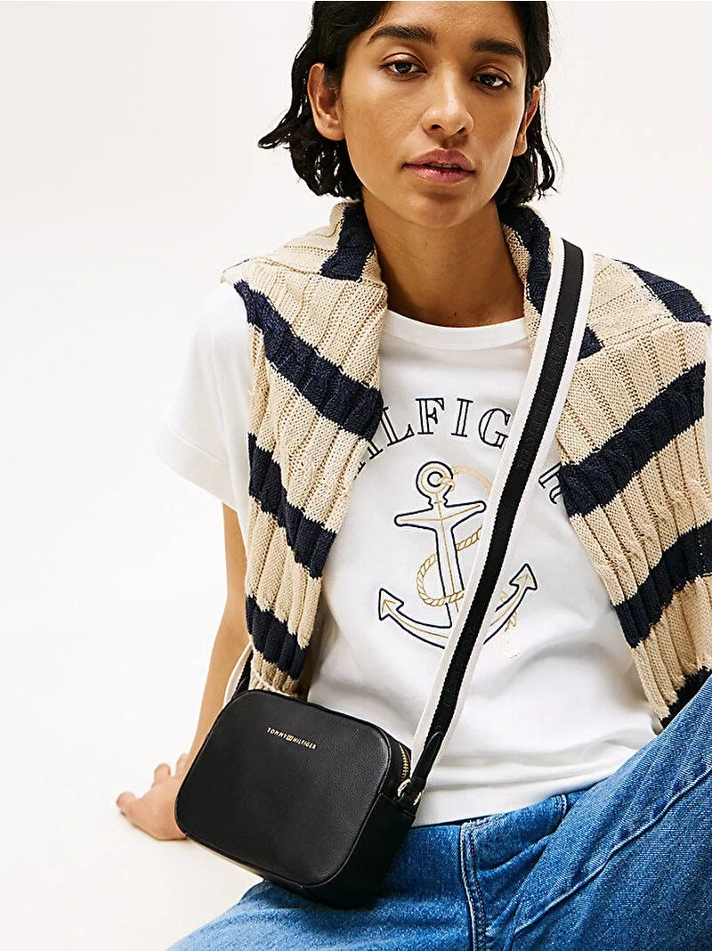 Tommy Hilfiger TH LOGOTAPE CAMERA BAG Kadın Siyah Çanta AW0AW17450BDS
