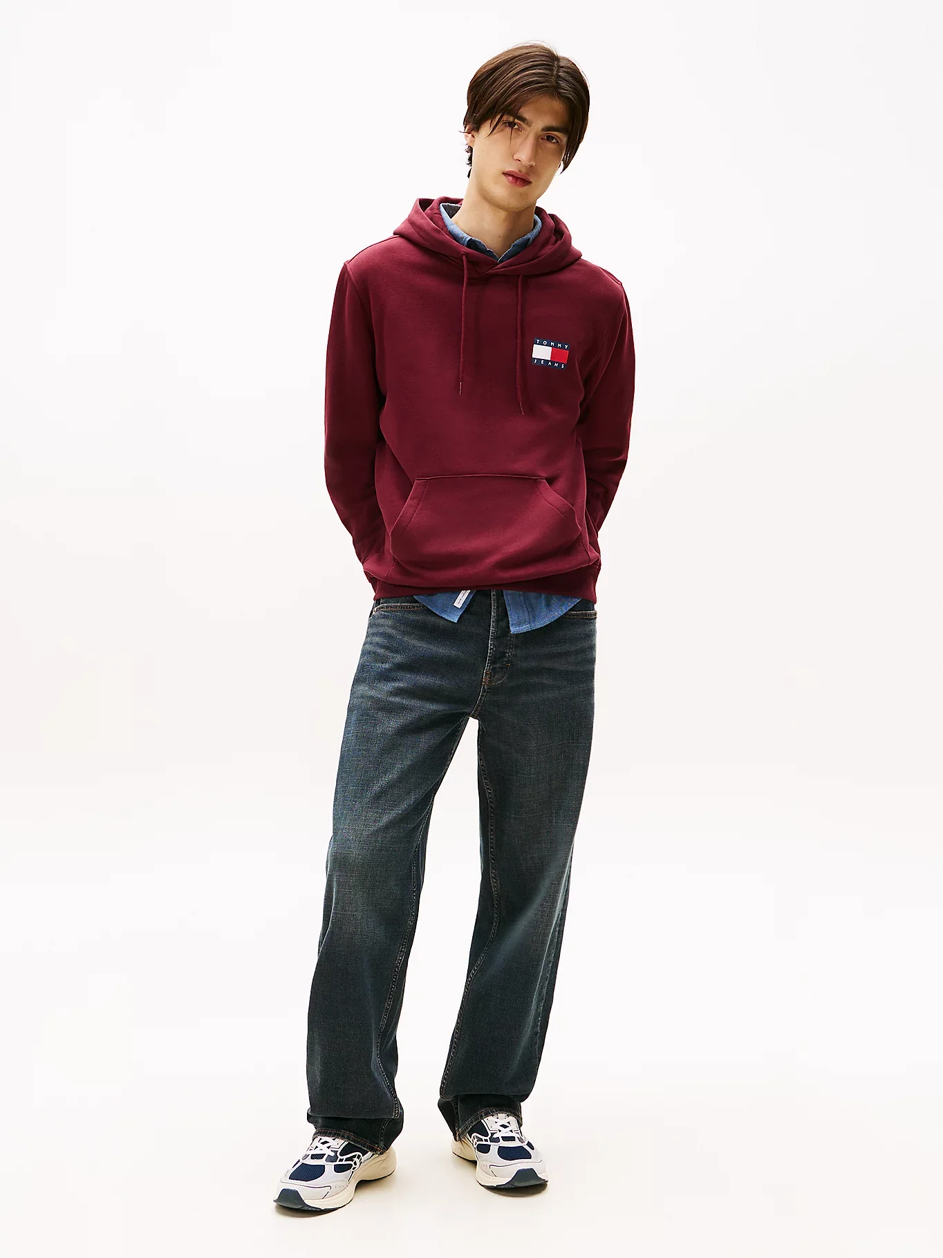 Tommy Hilfiger TJM Klasik Bayrak Desenli Normal Kesim Kapüşonlu Erkek Kırmızı Kazak DM0DM20738XIU