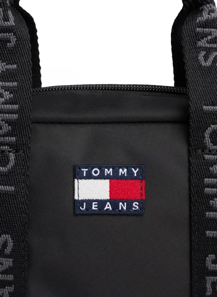 Tommy Hilfiger TJW Klasik Günlük Çapraz Askılı Kadın Siyah Çanta AW0AW17889BDS