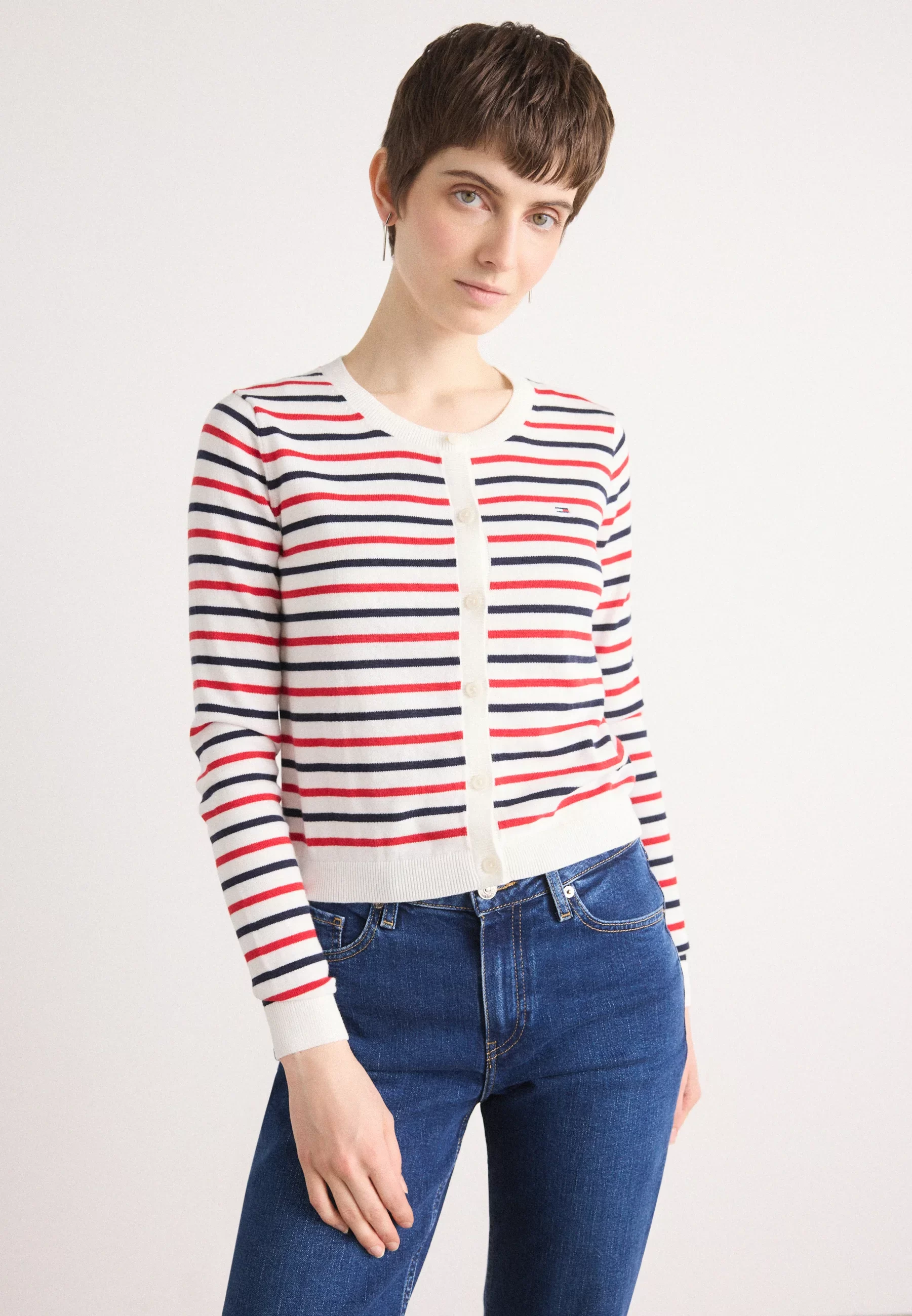 Tommy Jeans Kadın Klasik Bisiklet Yaka Beyaz Kazak DW0DW209760FG