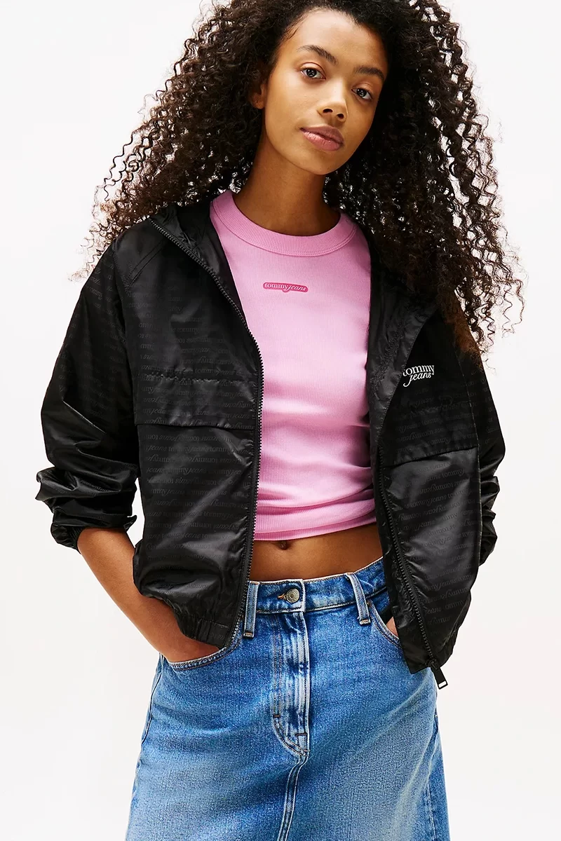 Tommy Jeans Script Kadın Siyah Yağmurluk  DW0DW20952BDS