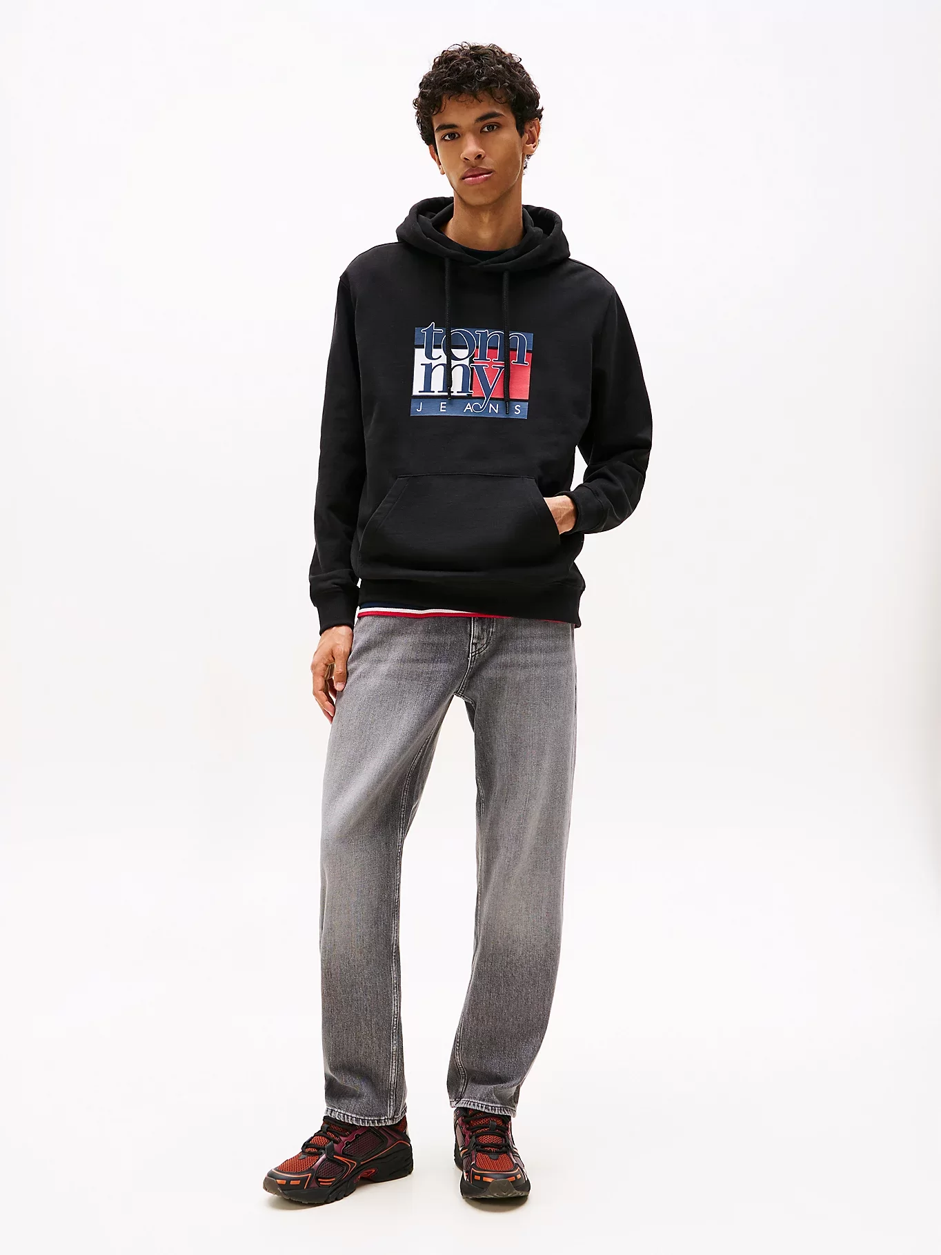 Tommy Jeans TJM Normal Kesim RWB Bayrak Desenli Erkek Kazak DM0DM22092BDS
