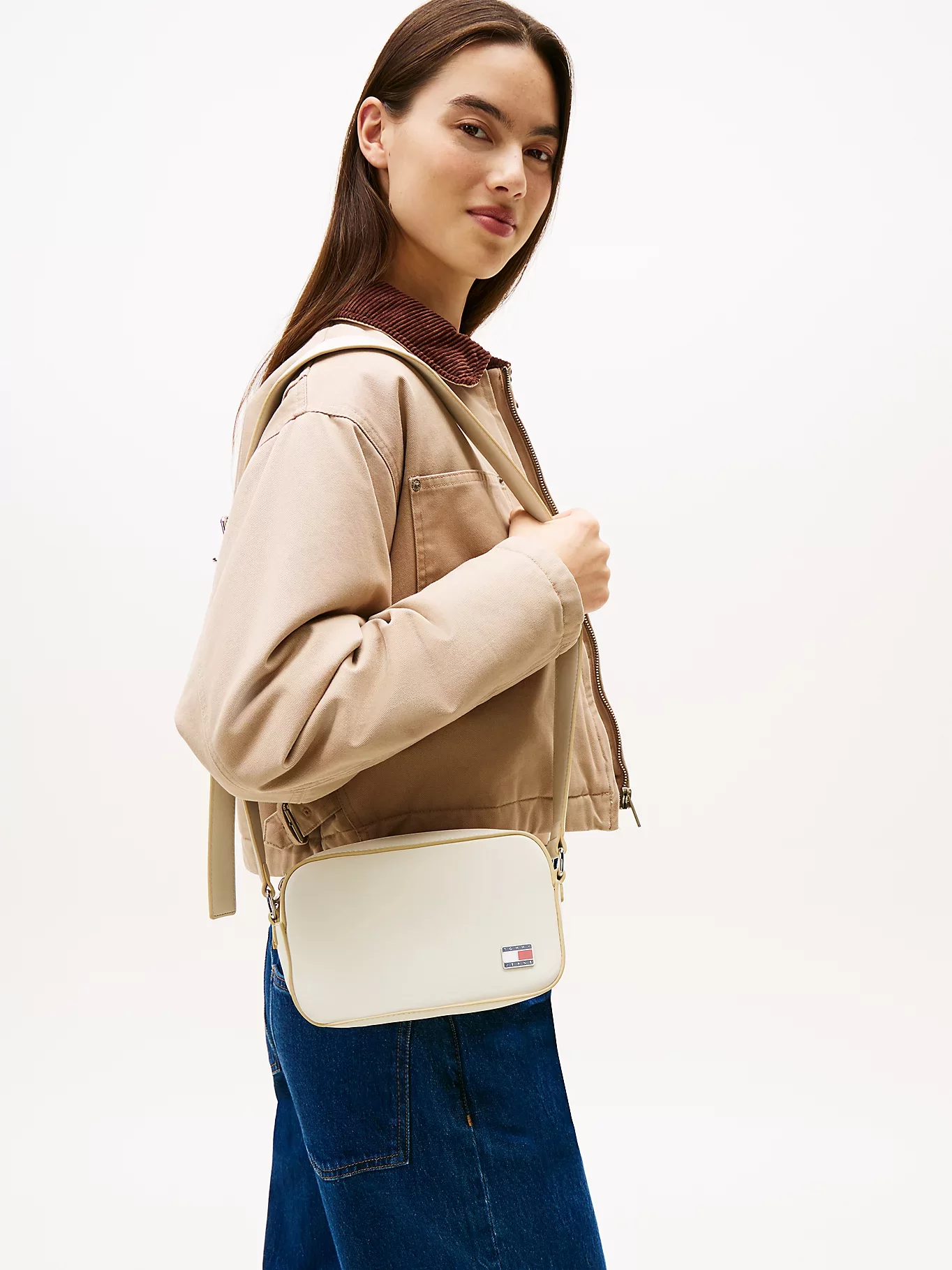 Tommy Jeans TJW Cool Kamera Kadın Bej Çanta AW0AW17872ACG