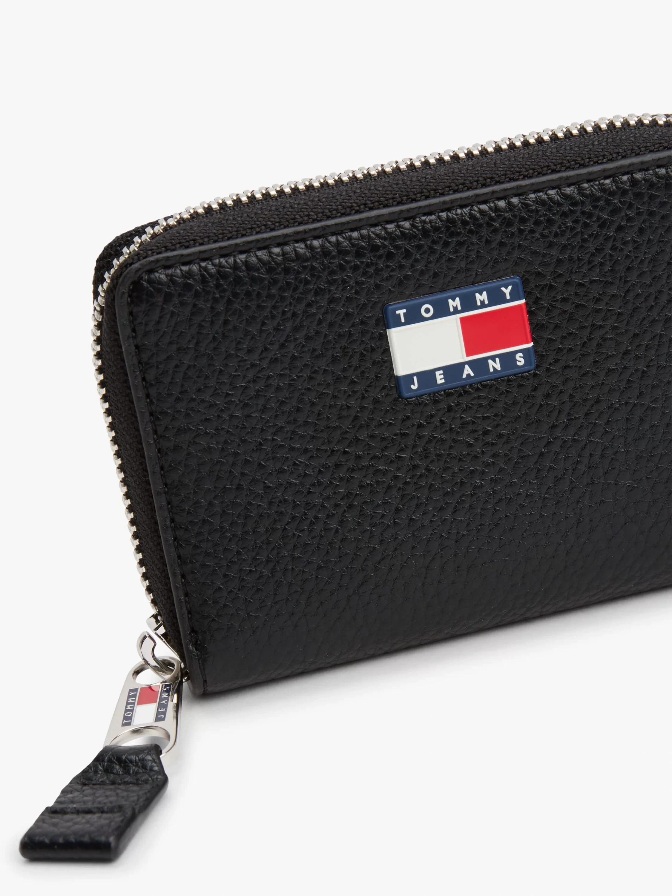 Tommy Jeans TJW MUST SMALL ZA Kadın Siyah Cüzdan AW0AW17642BDS