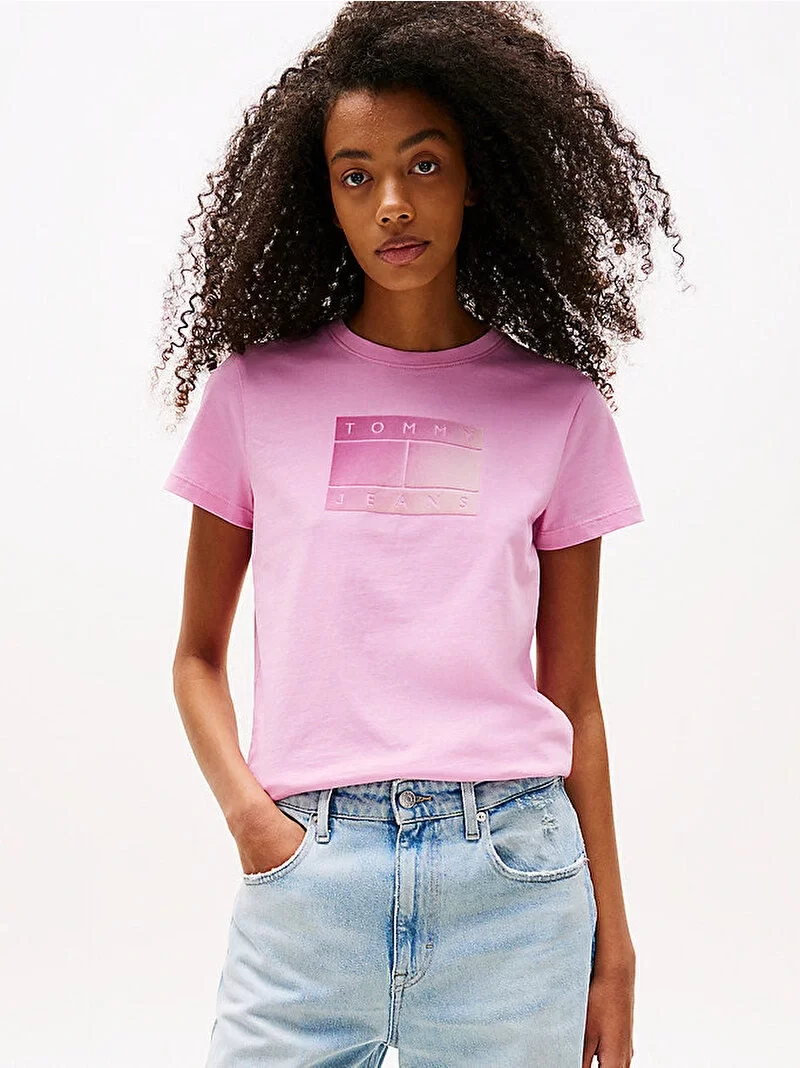 Tommy Jeans TJW REG GRADIENT FLAG SS Kadın Pembe T-shirt DW0DW20905U06