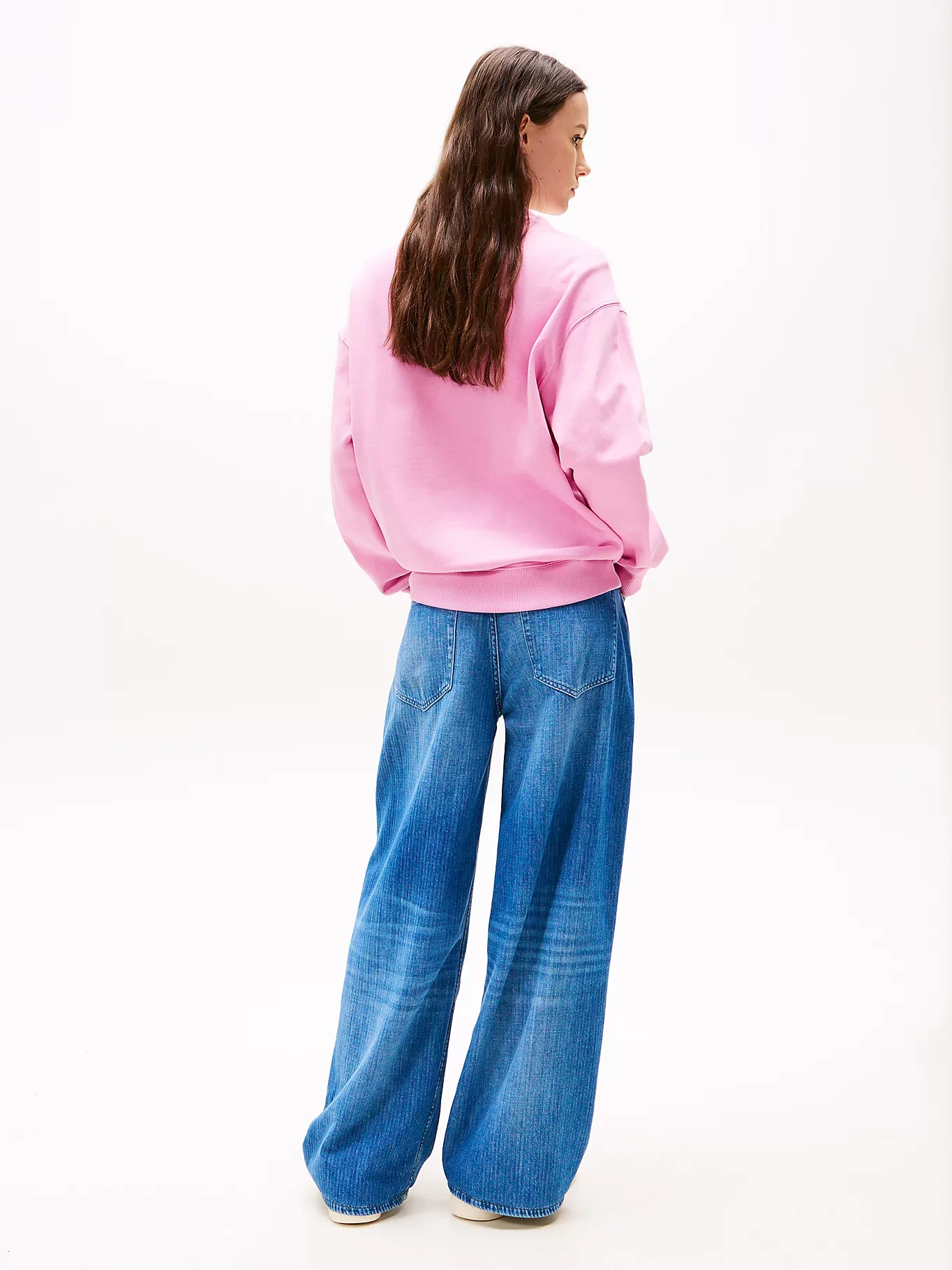 Tommy Jeans TJW RLX GRADIENT FLAG CREW Kadın Pembe Kazak DW0DW21396U06