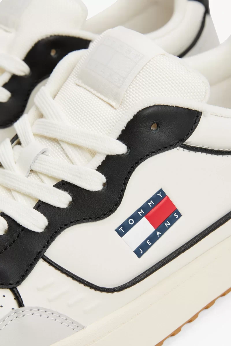 Tommy Jeans Tommy Jeans Yüksek Tabanlı Deri Erkek Sneaker EM0EM01585YBI