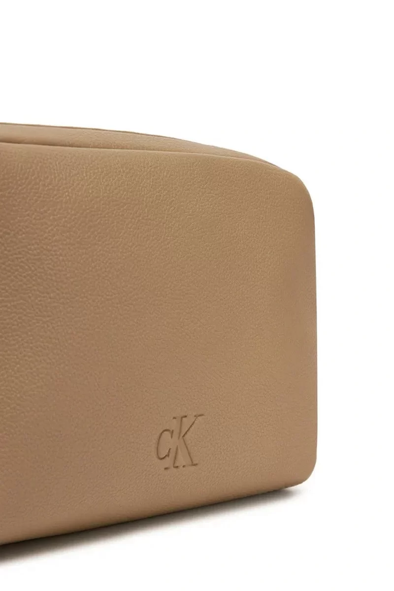 Calvin Klein ULTRLGHT EW DBL ZP C Kadın  Çapraz Çanta LV04K3124G-PBF
