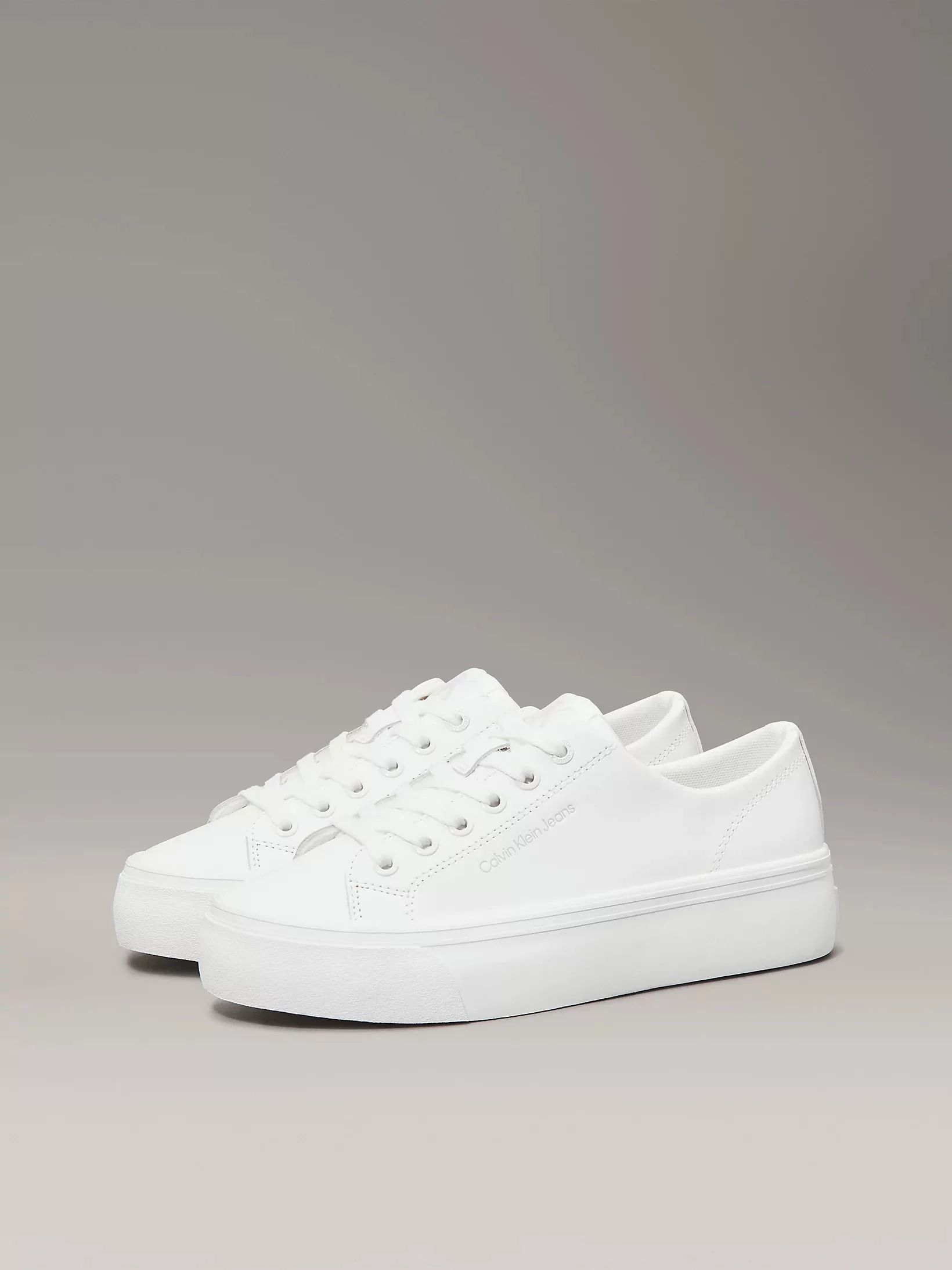 Calvin Klein VULC FLATFORM LOW MG LTH Kadın  Sneaker YW0YW01771-0K4