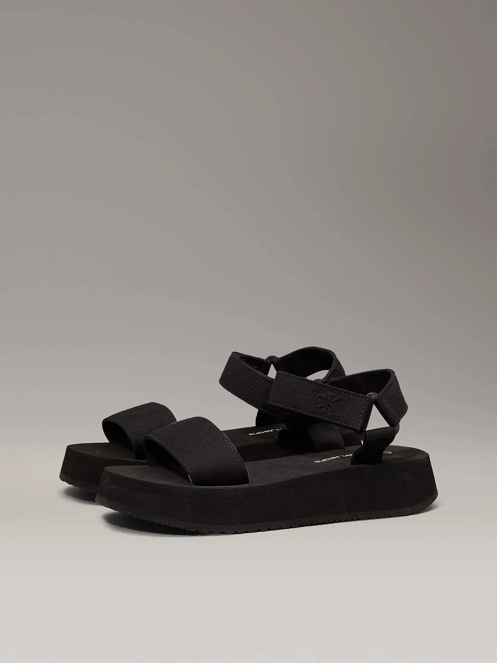 Calvin Klein SANDAL VELCRO WEBBING MG Kadın  Sandalet YW0YW01693-0GJ