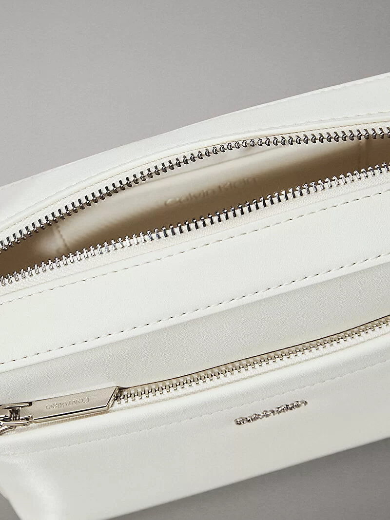 Calvin Klein CK MUST CONVERTIBLE CAMERA BAG Kadın  Çapraz Çanta K60K612901-67U