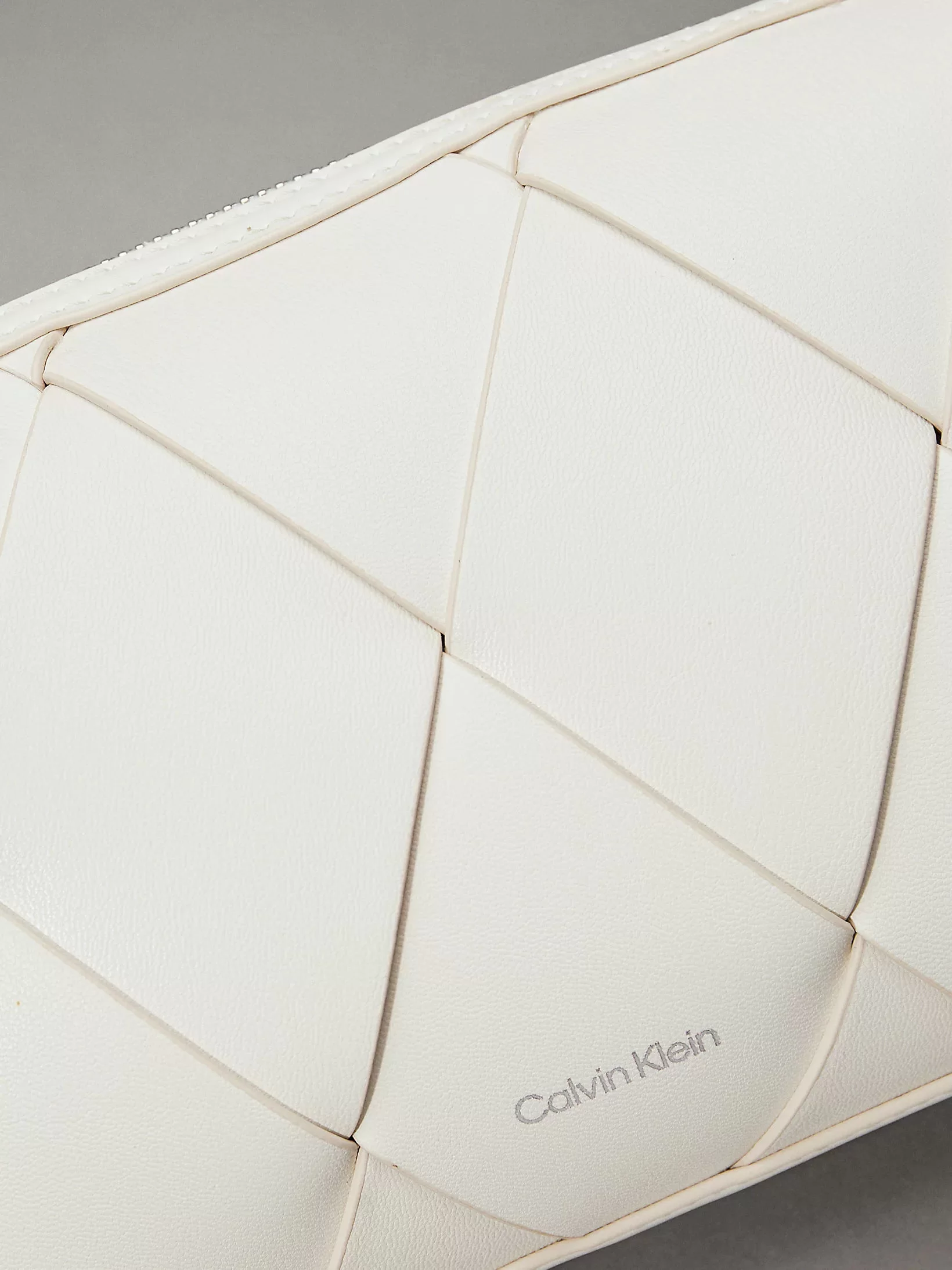 Calvin Klein CK WOVEN CAMERA BAG Kadın  Çapraz Çanta K60K613002-67U