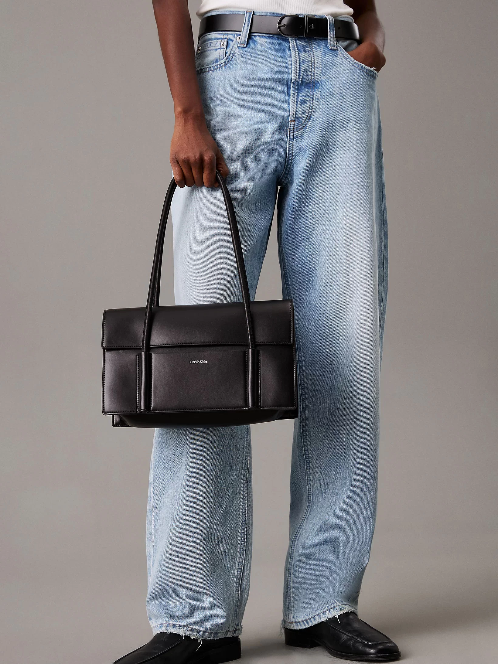 Calvin Klein CK LINN SHOULDER BAG Kadın  Omuz Çantası K60K613111-BEH
