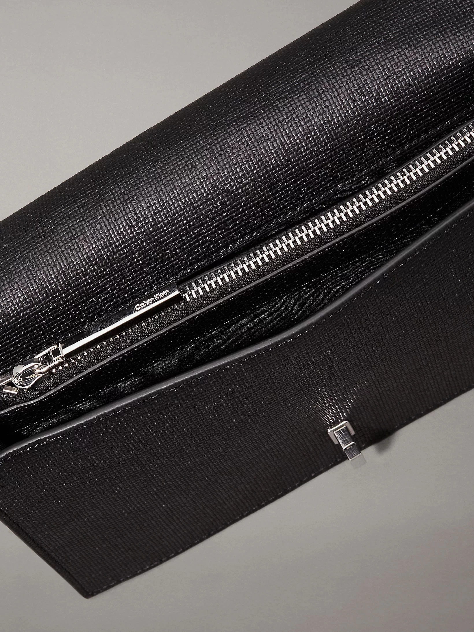 Calvin Klein CK MINI CHAIN BAG_TEX Kadın  Çapraz Çanta K60K613180-BEH