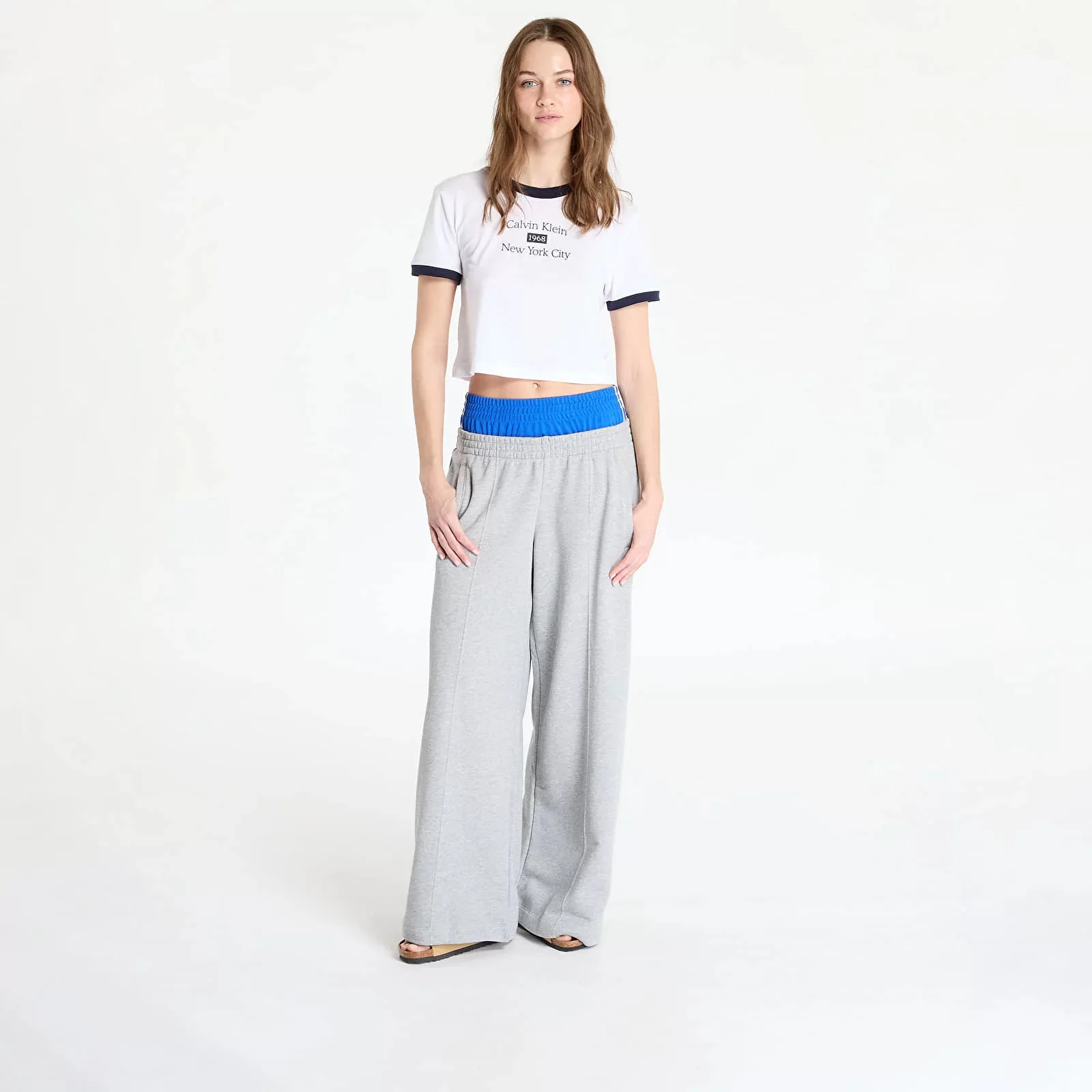 CK Jeans SS DRAPEY JERSEY CROP TEE Kadın  T-shirt LV047B808G-VVD