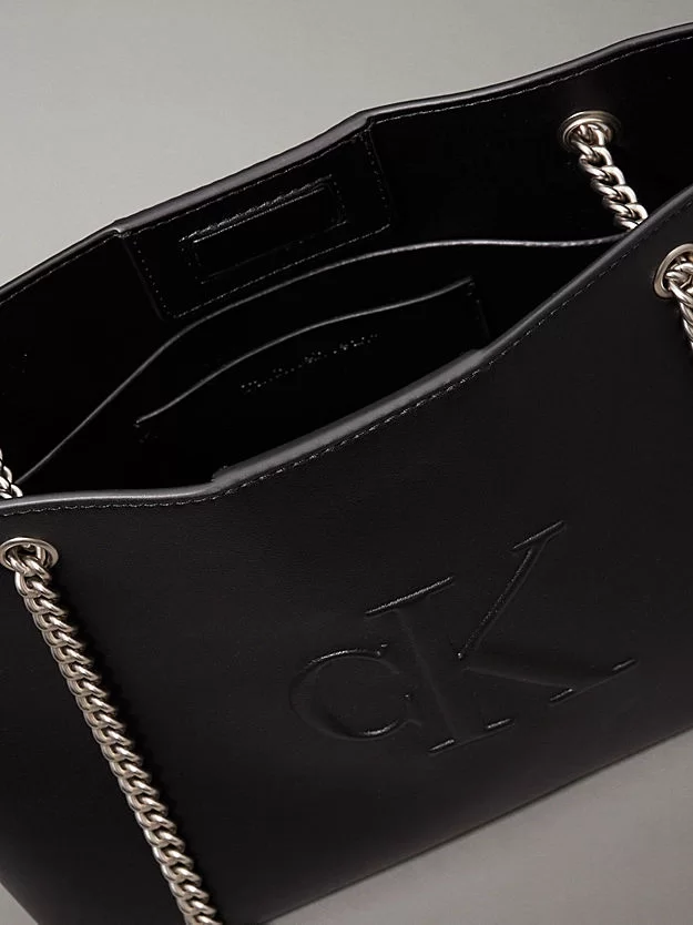 Calvin Klein SCULPTED CHAIN SHOULDER BAG Kadın  Omuz Çantası LV04K3163G-UB1