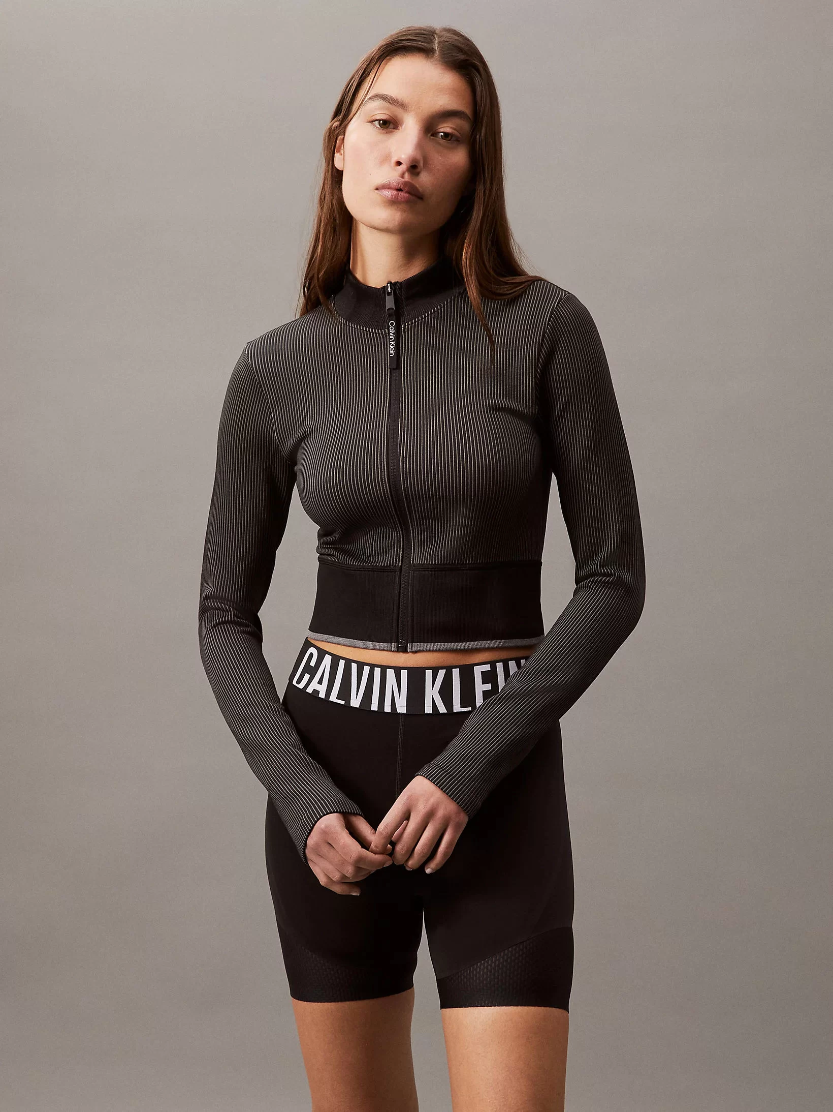 Calvin Klein WO - CYCLING SHORT Kadın  Şort LVGWS5L704-UB1