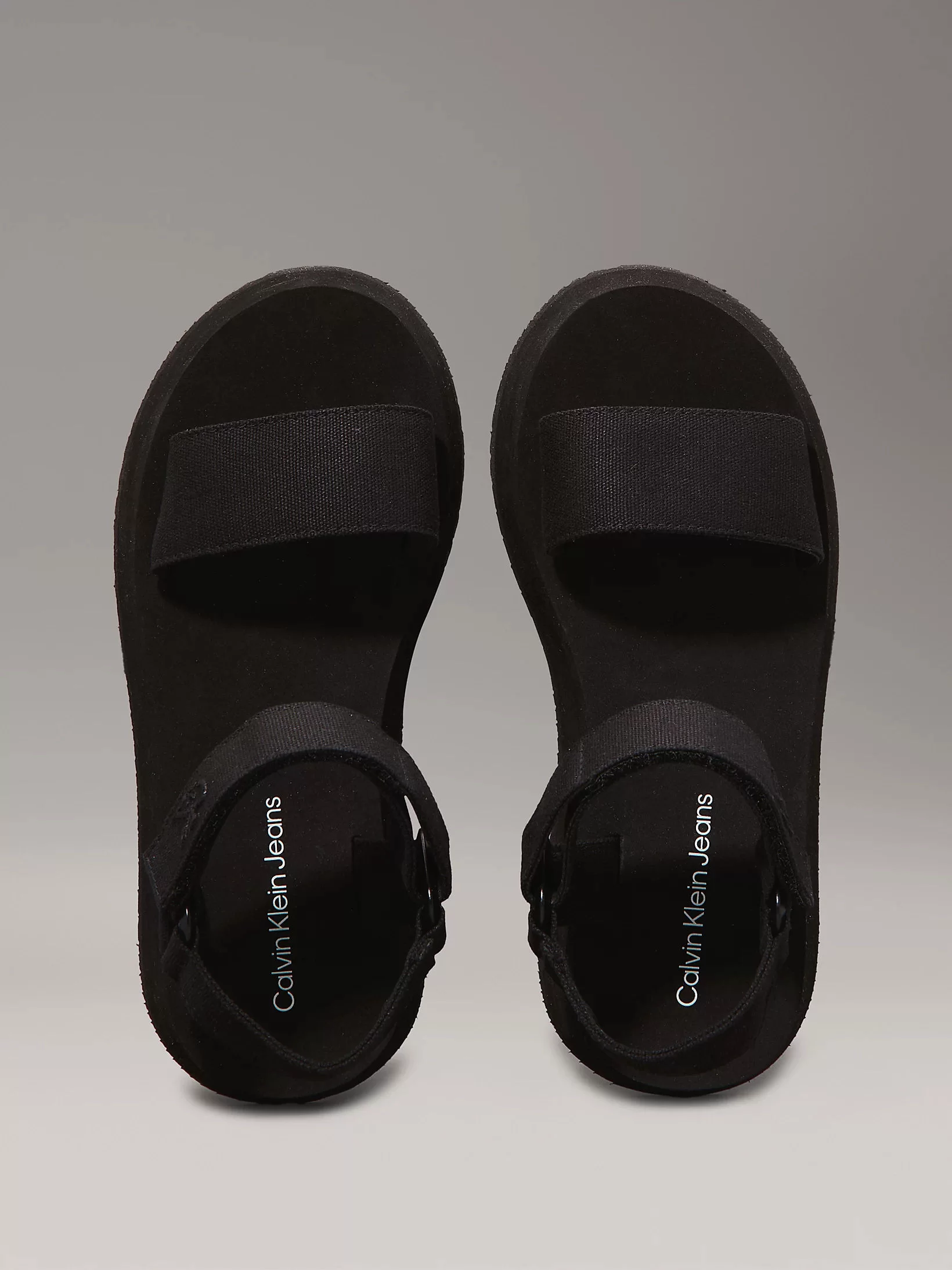 Calvin Klein  Kadın  Siyah  Tuval Platform Sandalet
