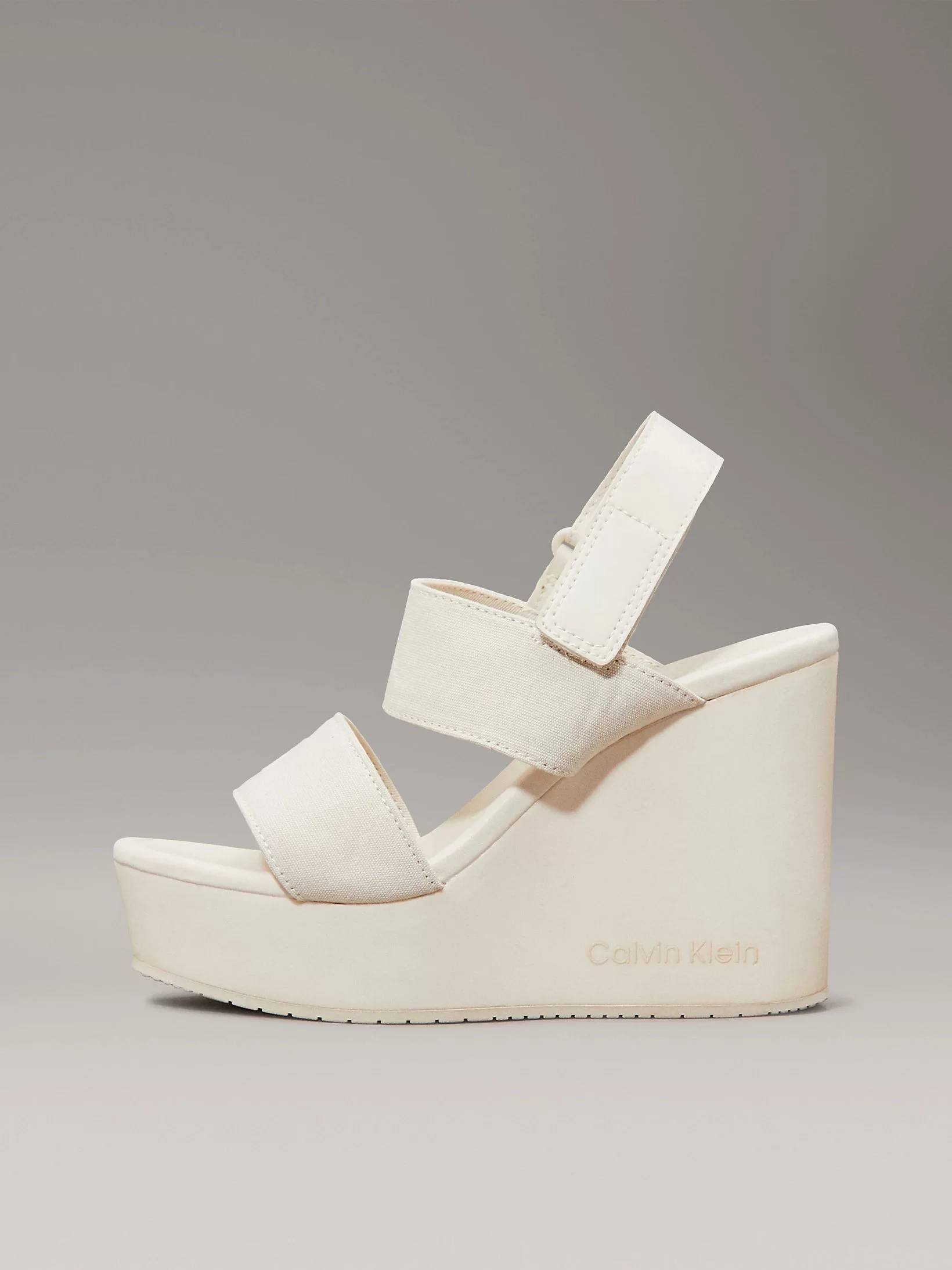Calvin Klein WEDGE SANDAL WEBBING IN Kadın  Sandalet YW0YW01790-AEO