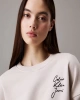 Calvin Klein Kadın Bisiklet Yaka Bej Crop Sweatshirt