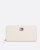 Tommy Hilfiger Kadın Beyaz Logo Plakalı Fermuarlı Cüzdan