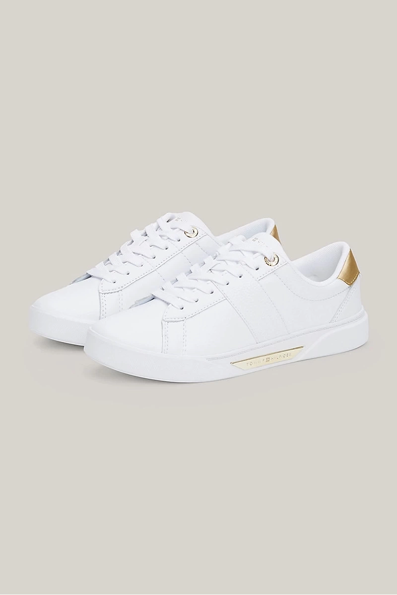 CHIC PANEL COURT SNEAKER