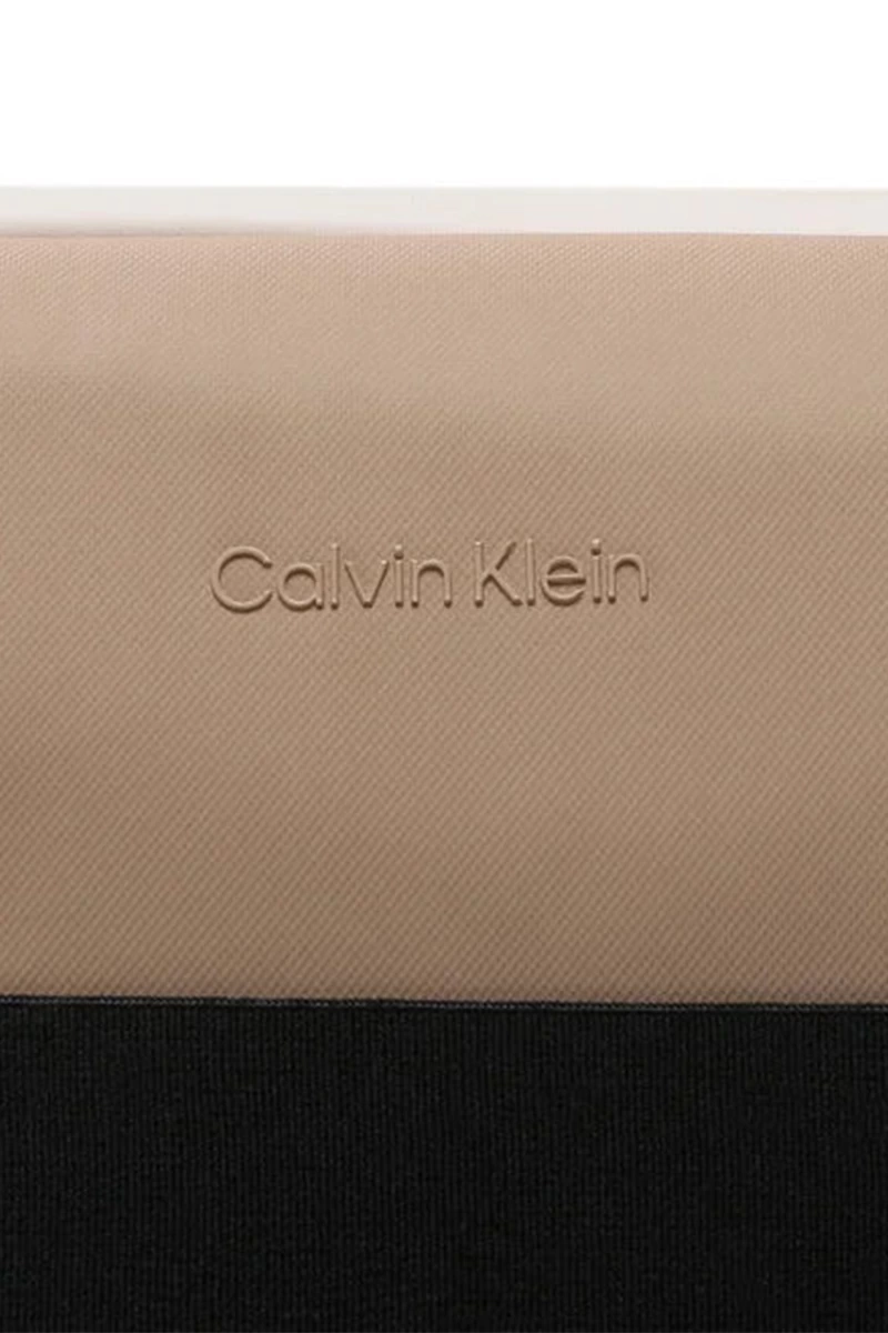 Calvin Klein Erkek Bej Askılı Göğüs Çantası