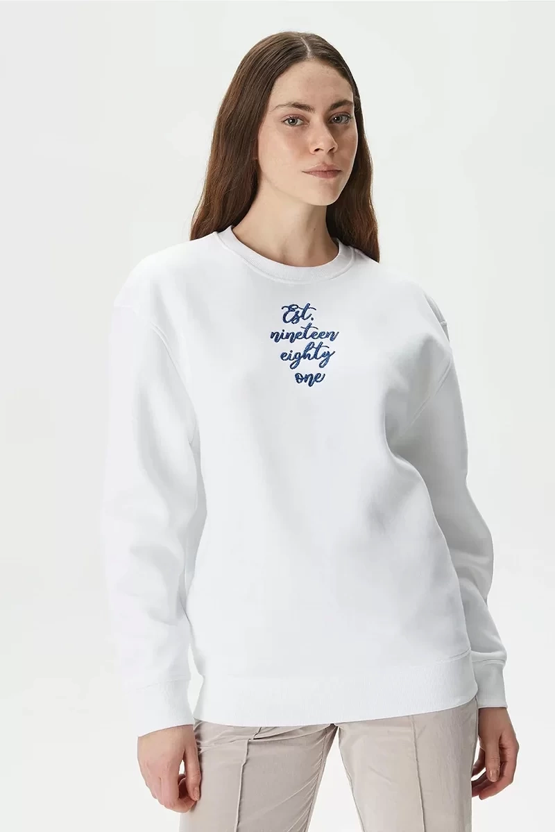 Guess Kadın CN Destiny Beyaz Sweatshirt
