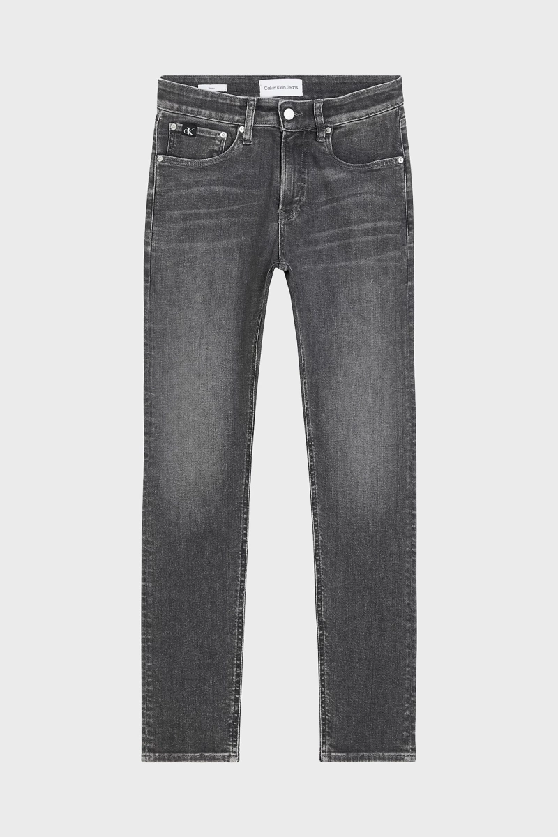 Calvin Klein  Erkek Dar Paça Slim Fit Jeans