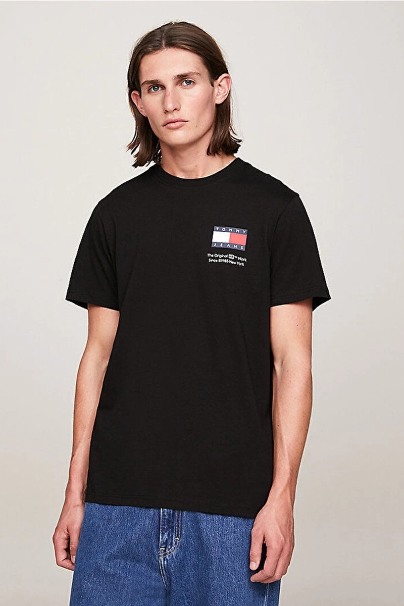 Tommy Hilfiger Erkek Siyah Rozetli T-Shirt