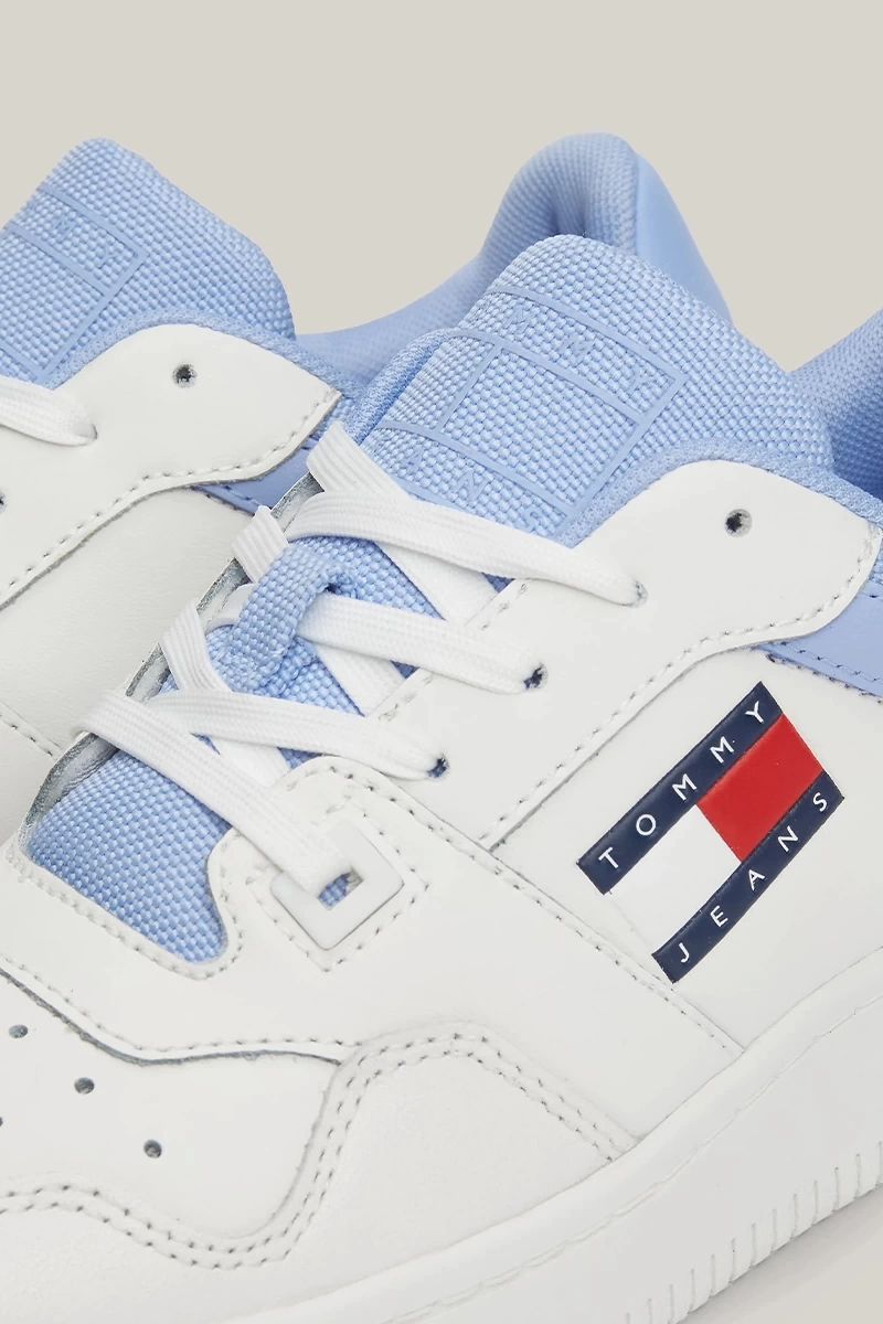 Tommy Hilfiger Kadın Retro Kalın Tabanlı Sneaker