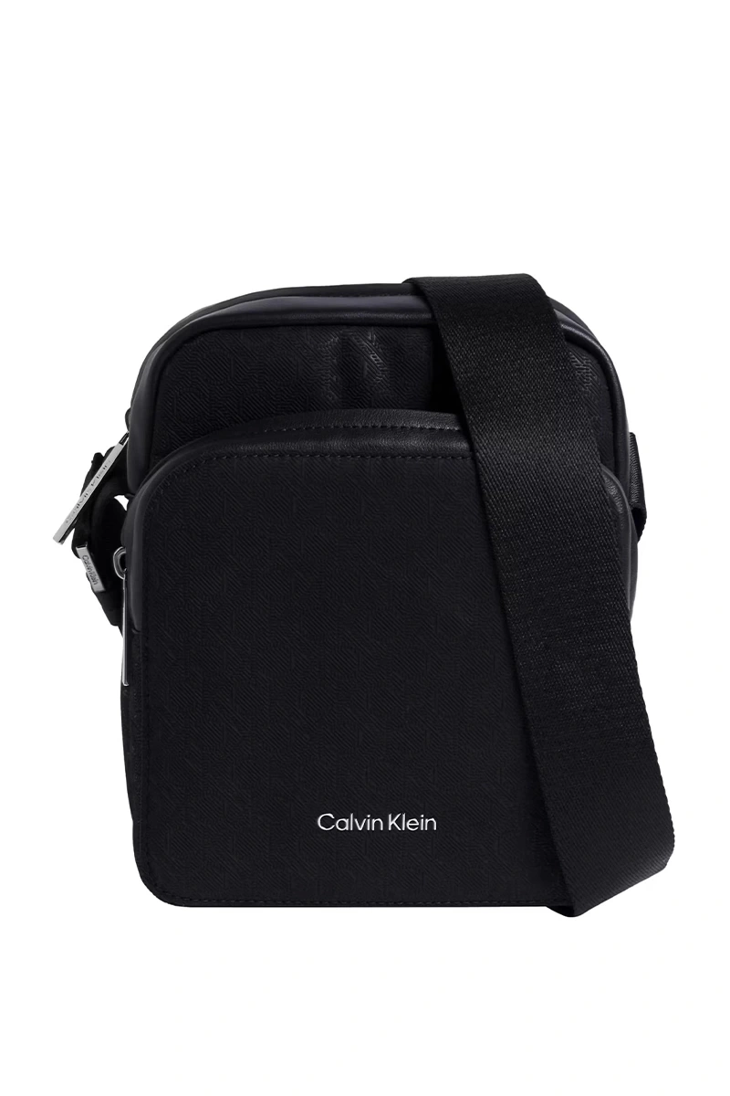 Calvin Klein Erkek CK Desenli Ön Cepli Siyah Omuz Çantası