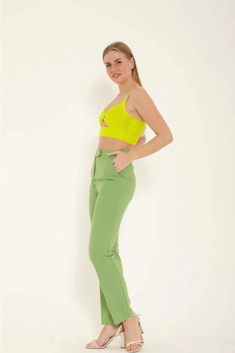 CROP ÜST