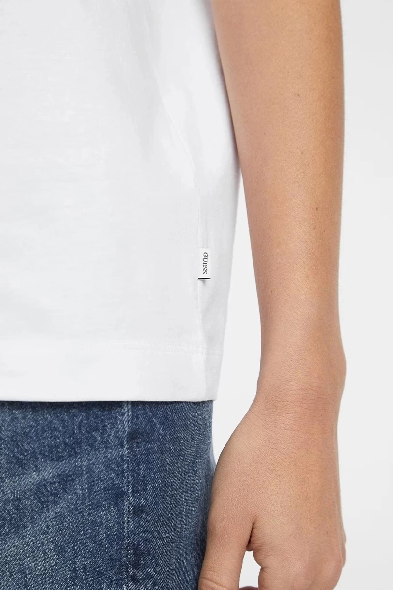 Guess Kadın Beyaz Oversize Bisiklet Yaka Pamuklu T-shirt