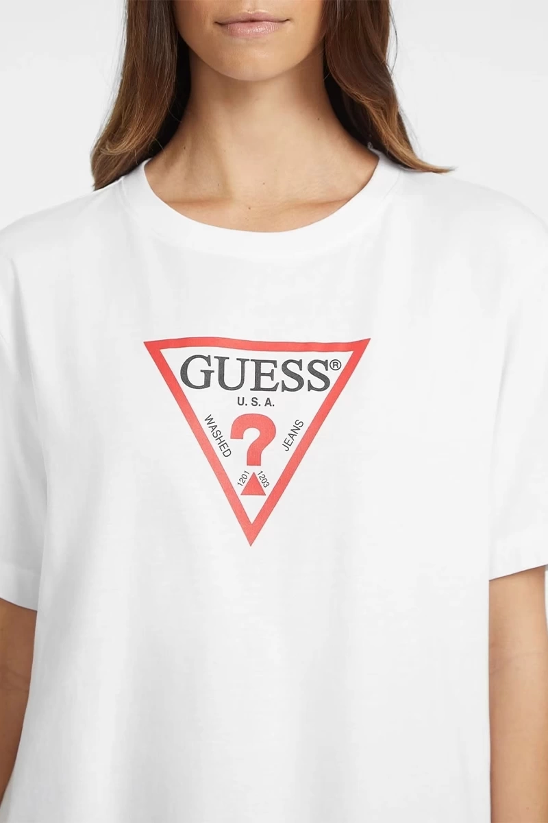 Guess Kadın Beyaz Oversize Bisiklet Yaka Pamuklu T-shirt