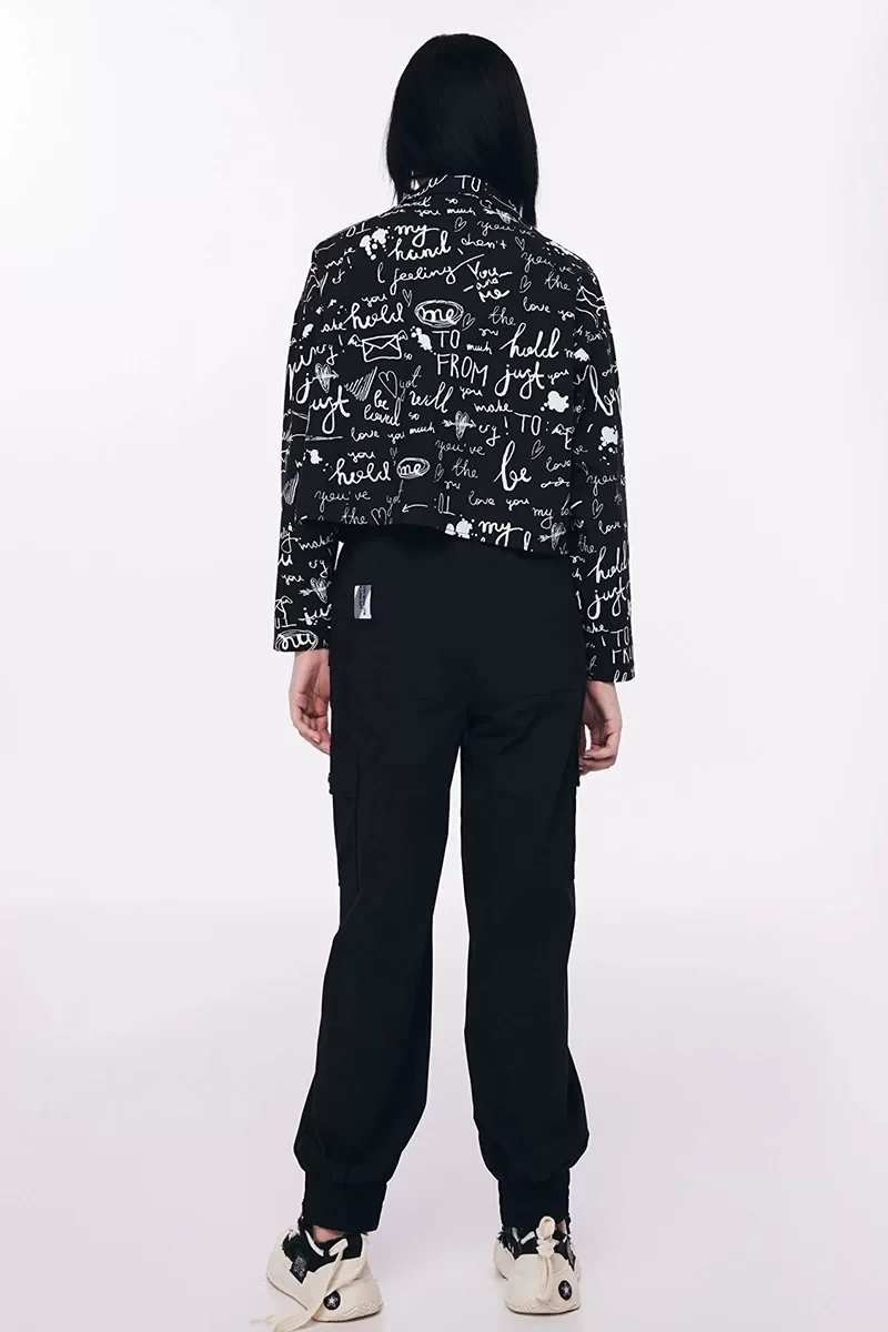 TWIST SLOGAN DESEN CROP GÖMLEK
