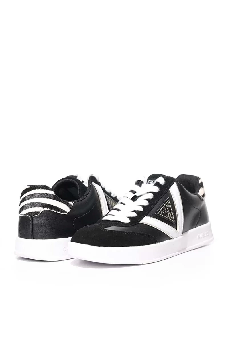 Guess Aviana Üçgen Logolu Deri Sneaker Kadın Ayakkabı Siyah