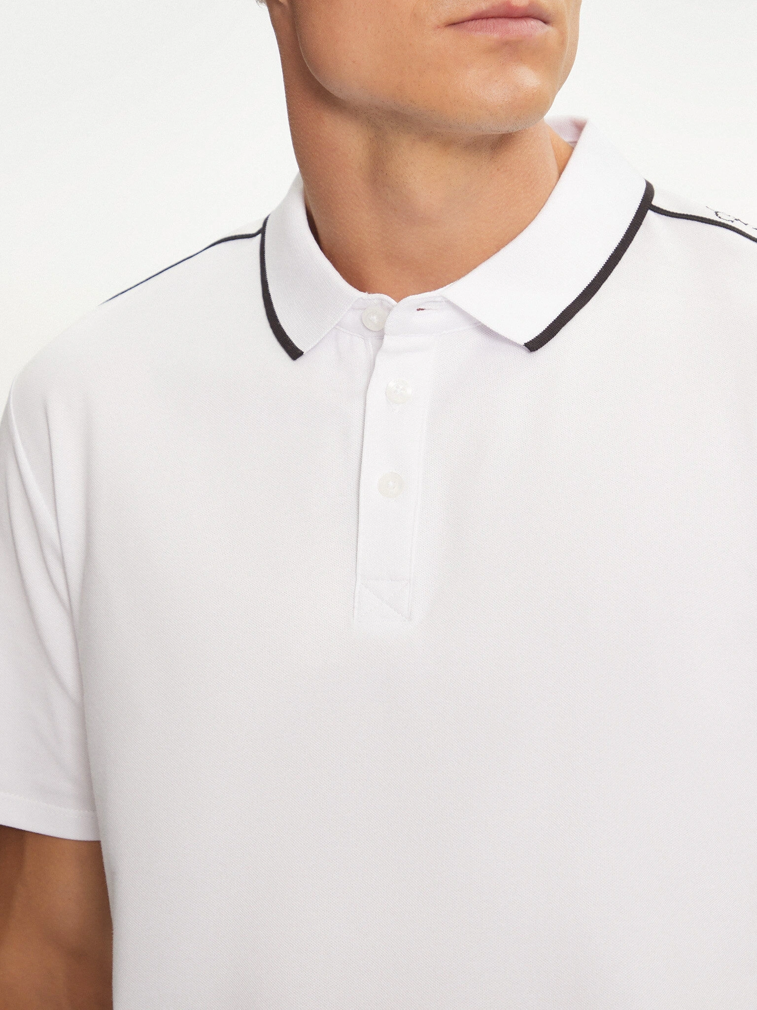 Guess Erkek Beyaz Quattro G Şeritli Polo Tişört