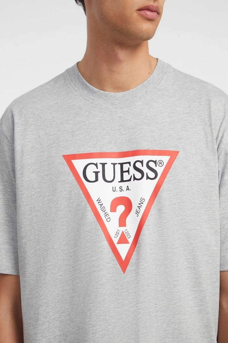 Guess Erkek Gri Üçgen Logolu  T-Shirt